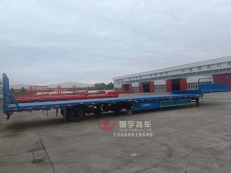 《低平板半挂车:物流业的新宠》